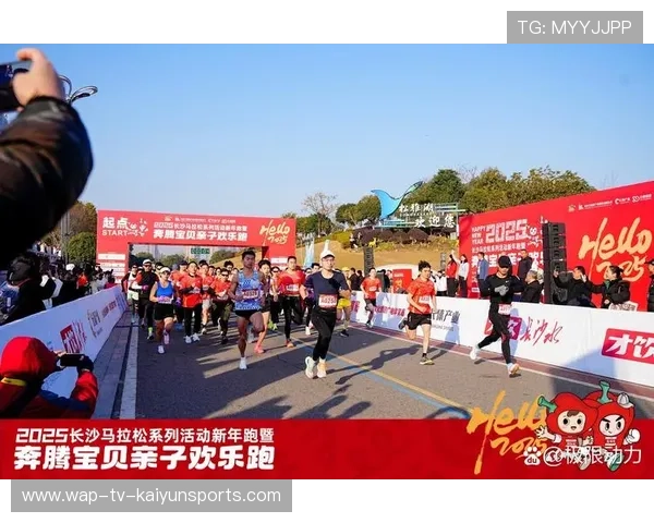 胡志明市马拉松:越南本土跑者夺冠,地理优势惊艳!,越南胡志明市航拍 胡志明市马拉松:越南本土跑者夺冠,地理优势惊艳!,越南胡志明市航拍